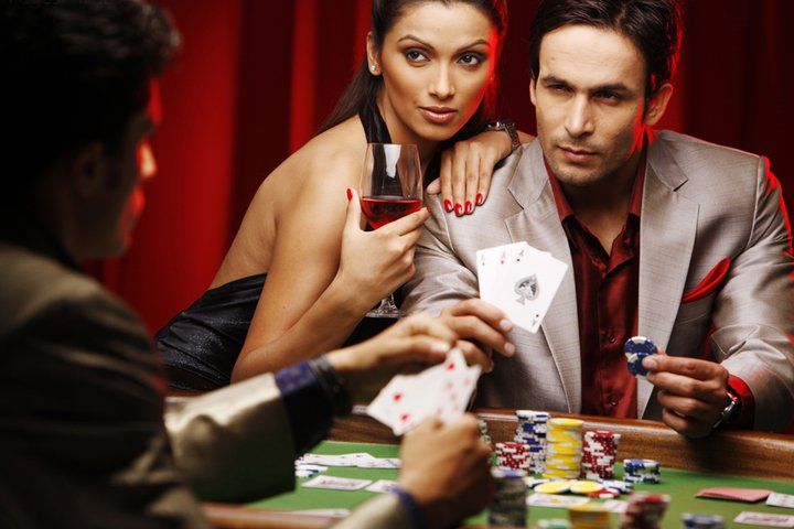 Baccarat with multilingual support Baccarat table with multilingual dealer